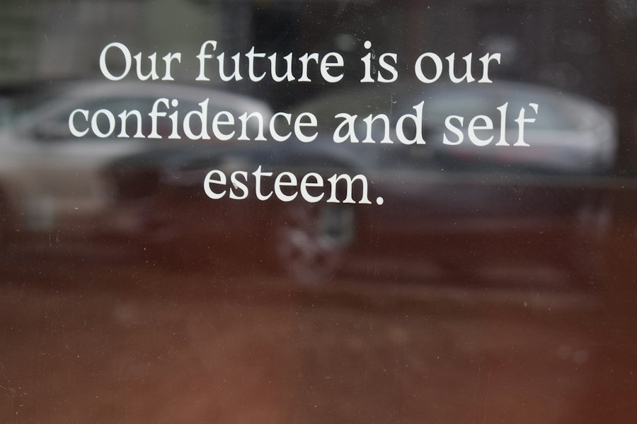 building self-confidence guide experts data